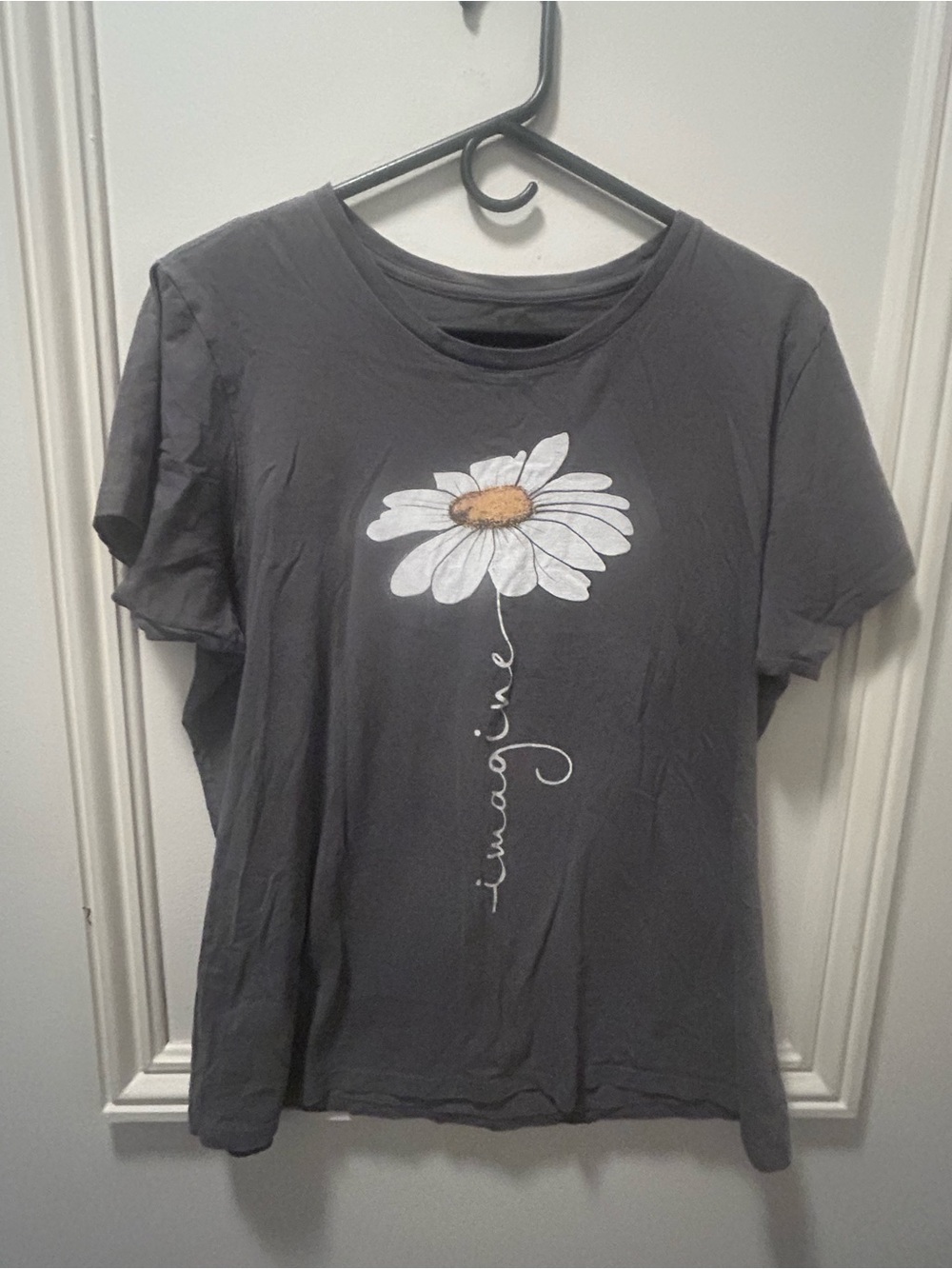 SHEIN 3 Graphic Tees - Picture 5 of 5